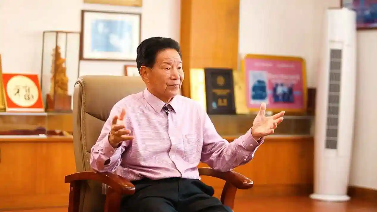 从赵章光发展经历看，对做交易有什么启发？-RB螺纹钢期货交易网